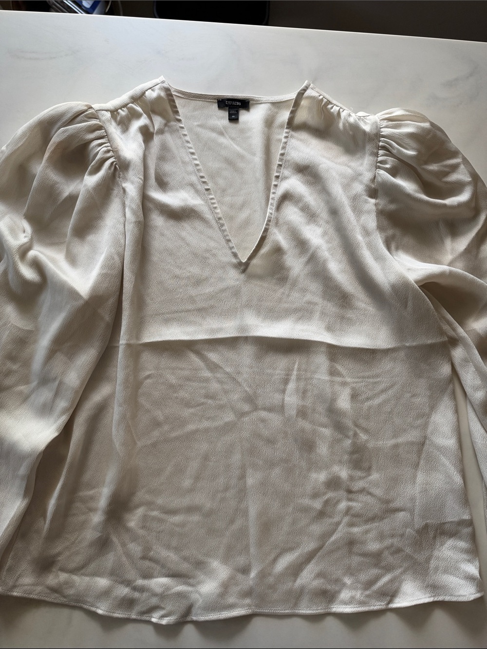 express Ivory Puff-Sleeve V-Neck Blouse